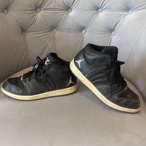 Jordan 3Y Basketball shoe - in used condition -